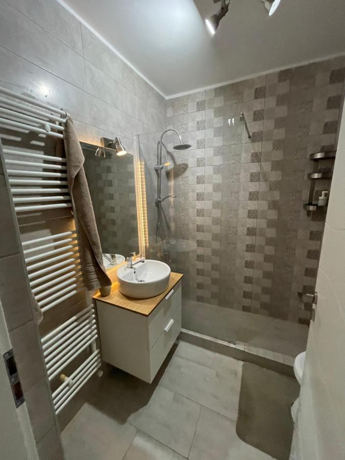 Pearl Luxury Apartment Near Presidential Palace Bucareste Exterior foto
